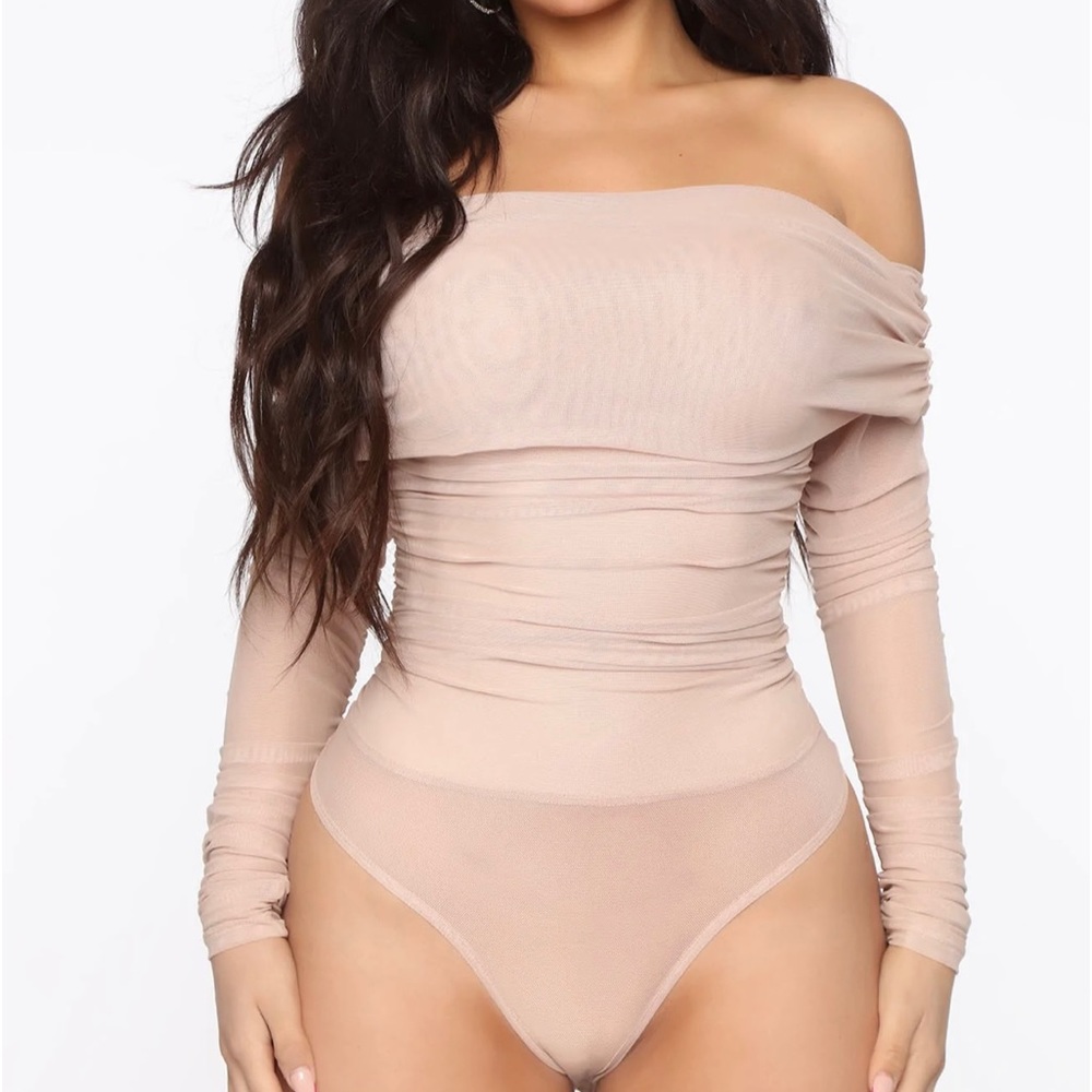 Fashion nova bodysuit